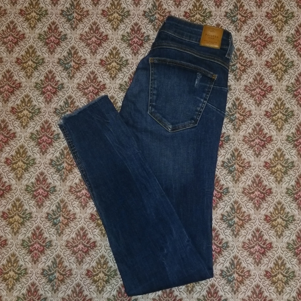Bershka Distressed Skinny Stretch Denim Jeans - Picture 2 of 7